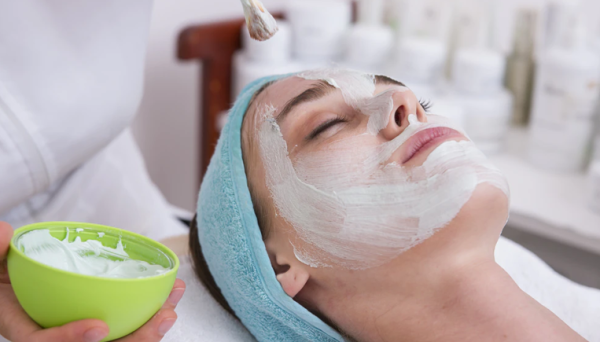 FACIAL SPECIALIST PROGRAM